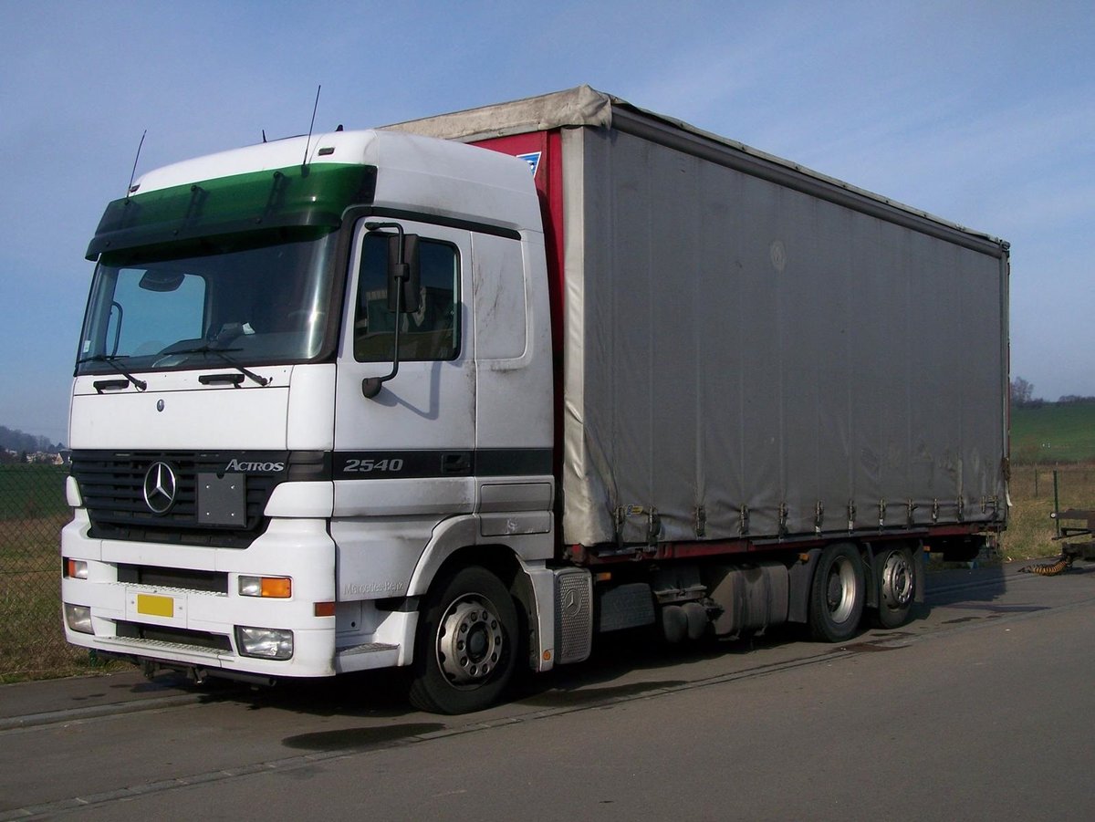 Mercedes-Benz Actros 2540 aufgenommen am 04.03.2007