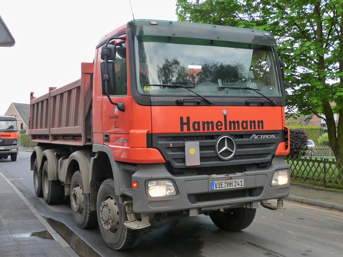 Мерседес actros 4141
