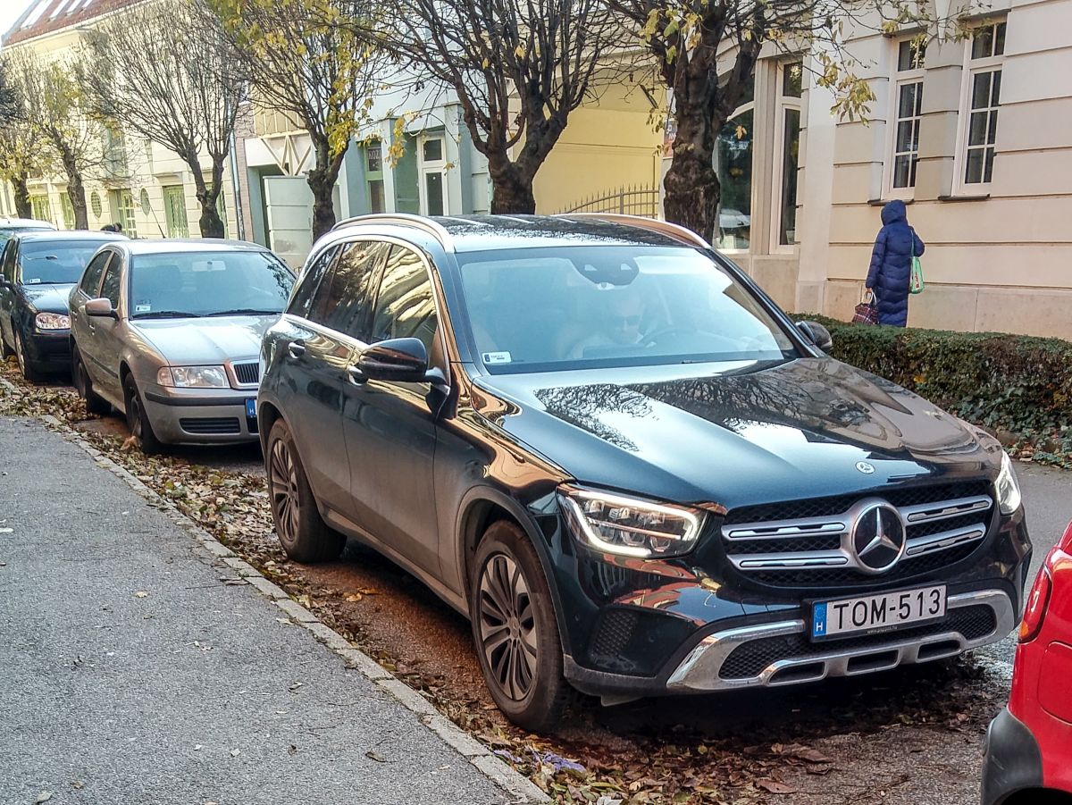 Mercedes-Benz GLC, gesehen in November 2020.