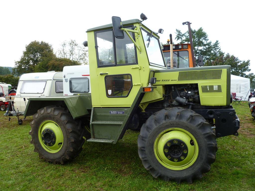 Mercedes-Benz MB-Trac 800 am 12.09.2015 auf dem Schleppertreffen in Gusenburg