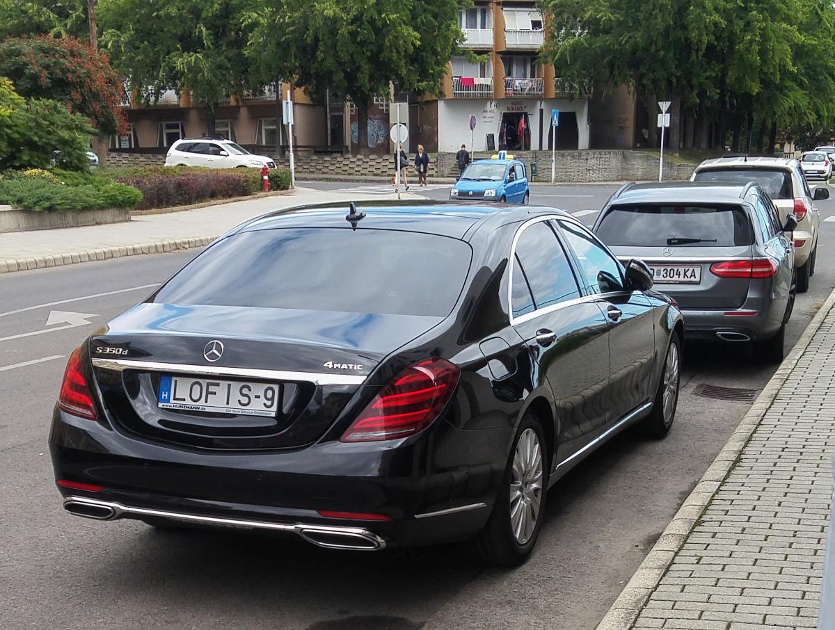 Mercedes-Benz S-Klasse, der Lofis Investment Group. Foto: September, 2019, Pécs, Ungarn.