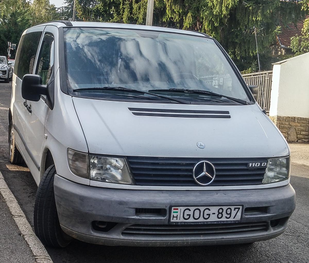 Mercedes-Benz Vito. Foto: Pécs (HU), Sommer 2019.