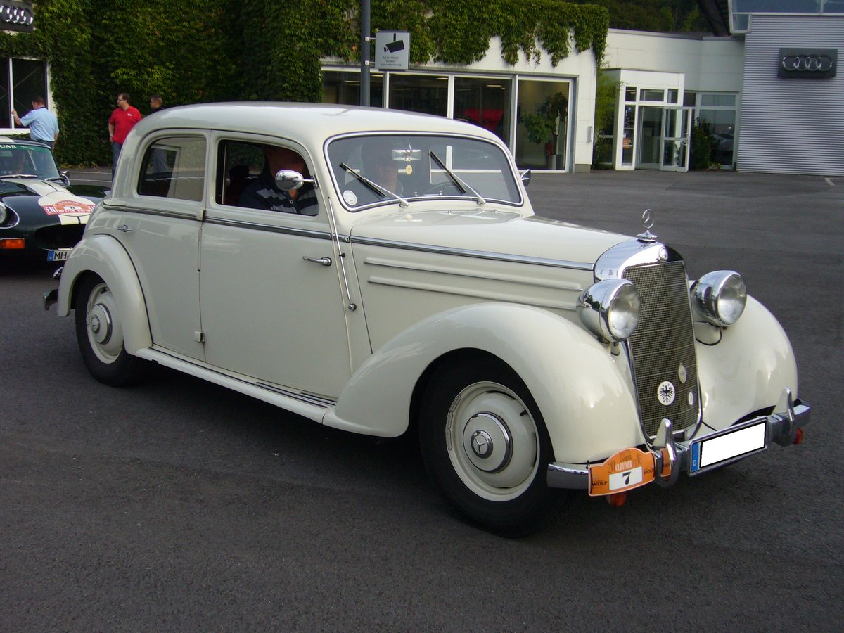 Mercedes 170. Мерседес Бенц w136. Mercedes 170 w136. Mercedes-Benz w136, 1938. Мерседес Бенц w136 1938.
