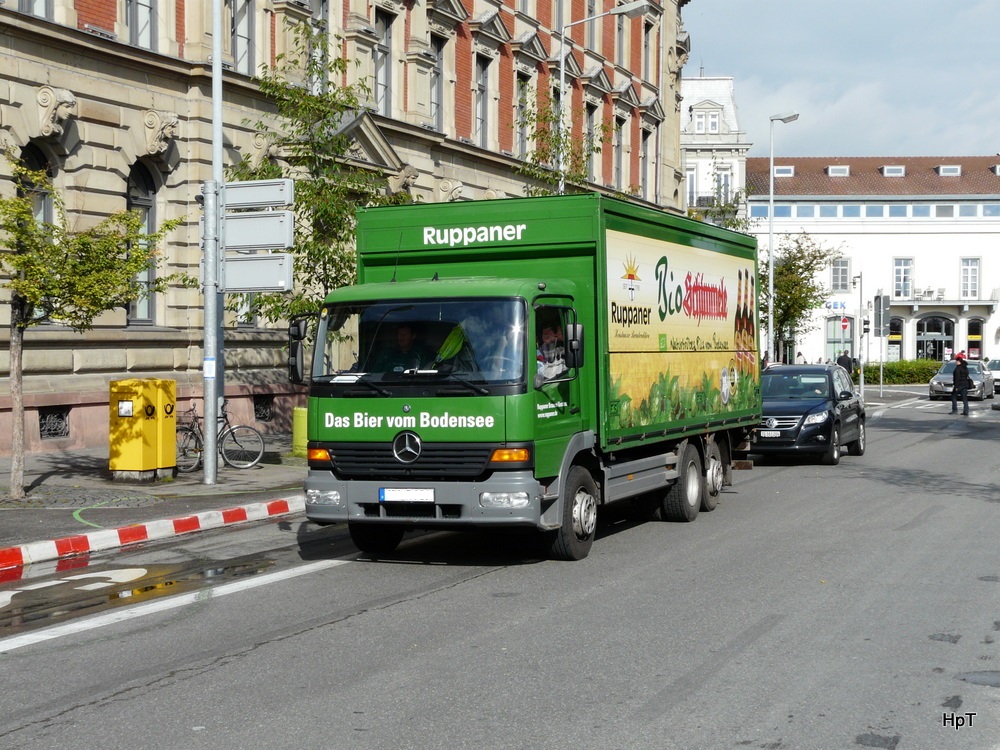Mercedes Getrnkelaster unterwegs in Konstanz am 15.10.2013