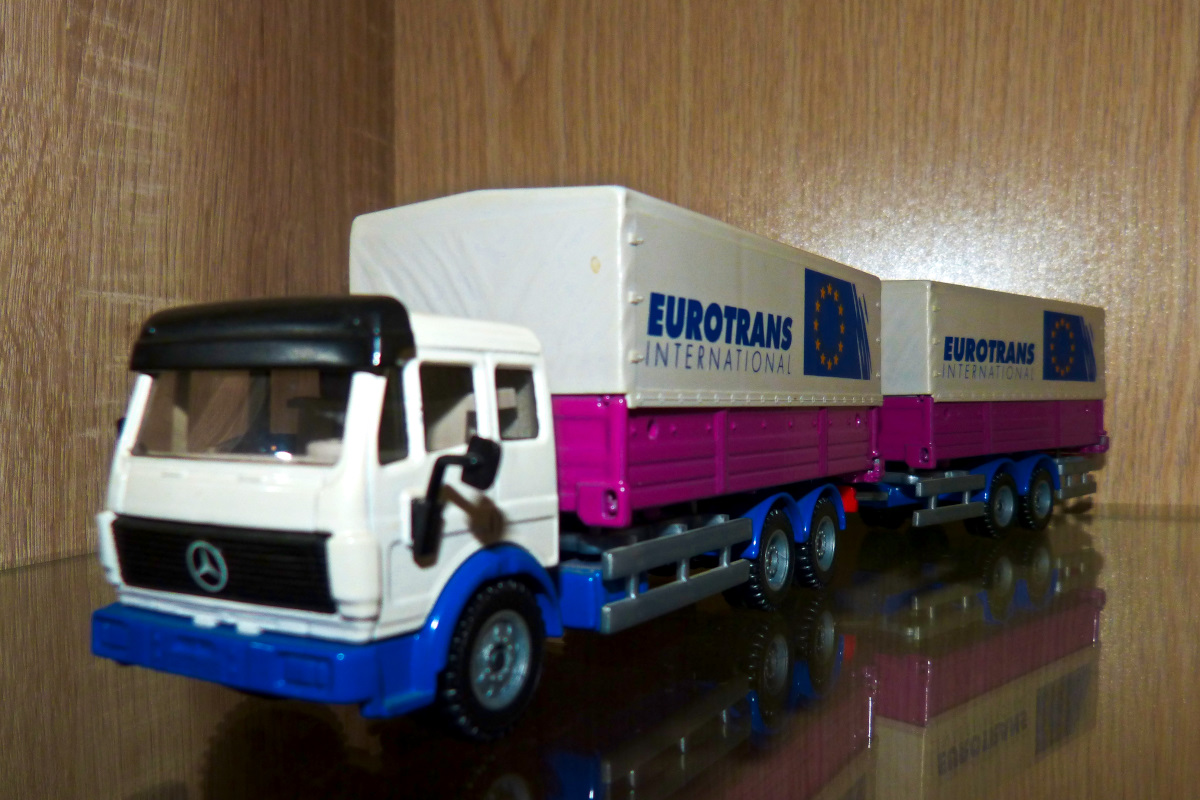 Mercedes Hängerzug mit Tandemanhänger. SIKU Mitte 90er Jahre. 19.04.2015