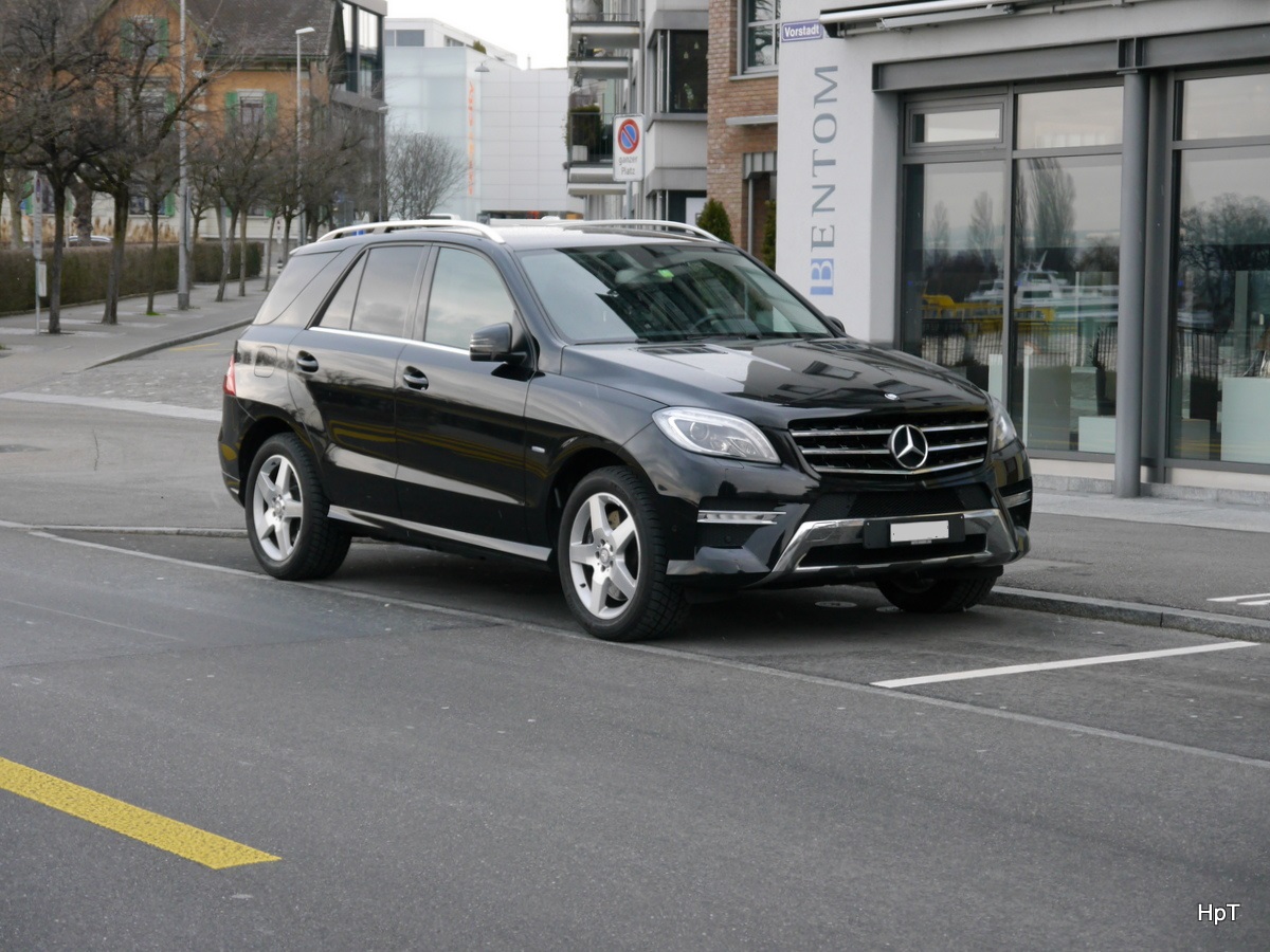Mercedes ML 350 in Zug am 03.02.2018