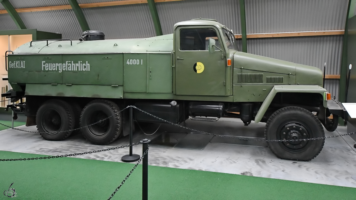 Mitte November 2022 war im NVA Museum Prora ein Tankfahrzeug vom Typ IFA G5 ausgestellt.