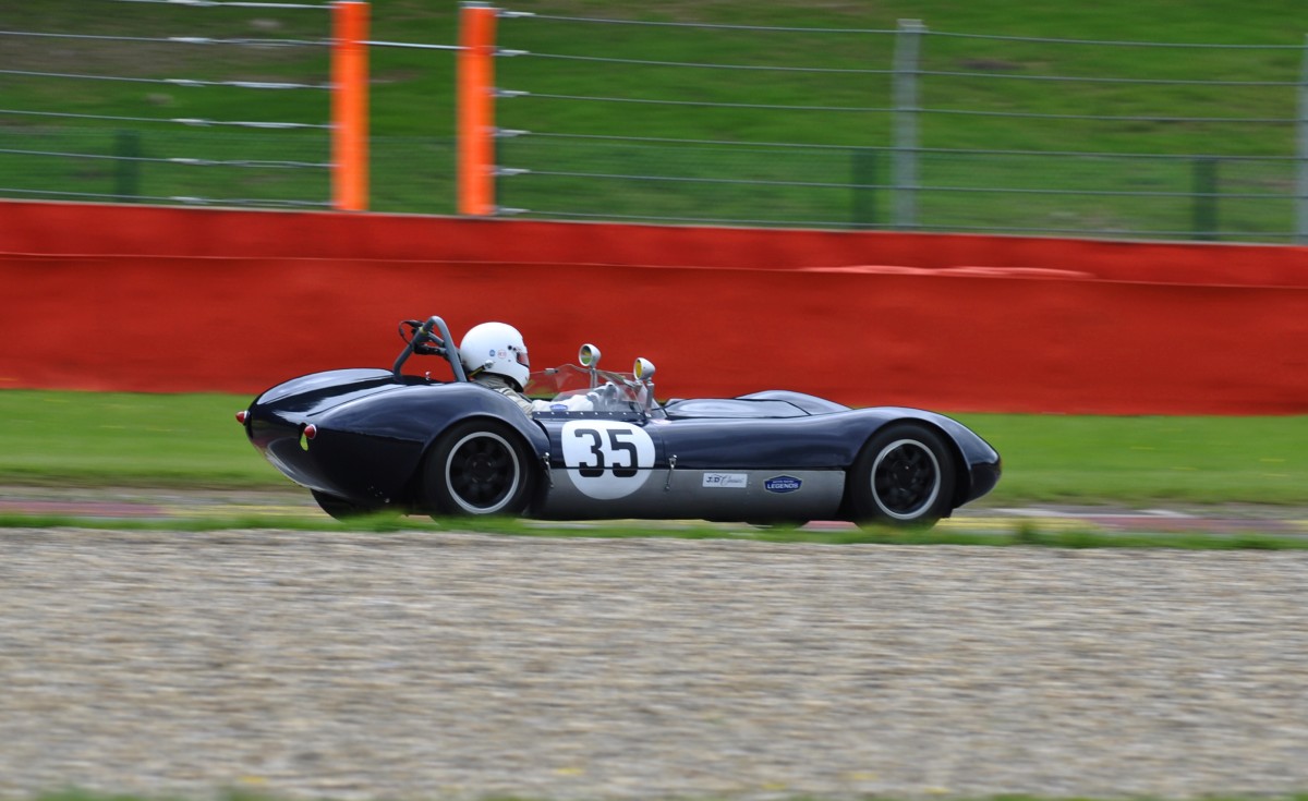 Mitzieher von G. DE PRINS aus B auf REJO Mk IV Nr.: 35,Bj.: 1959 
beim 6h Classic in Spa Francorchamps am 21.9.2013