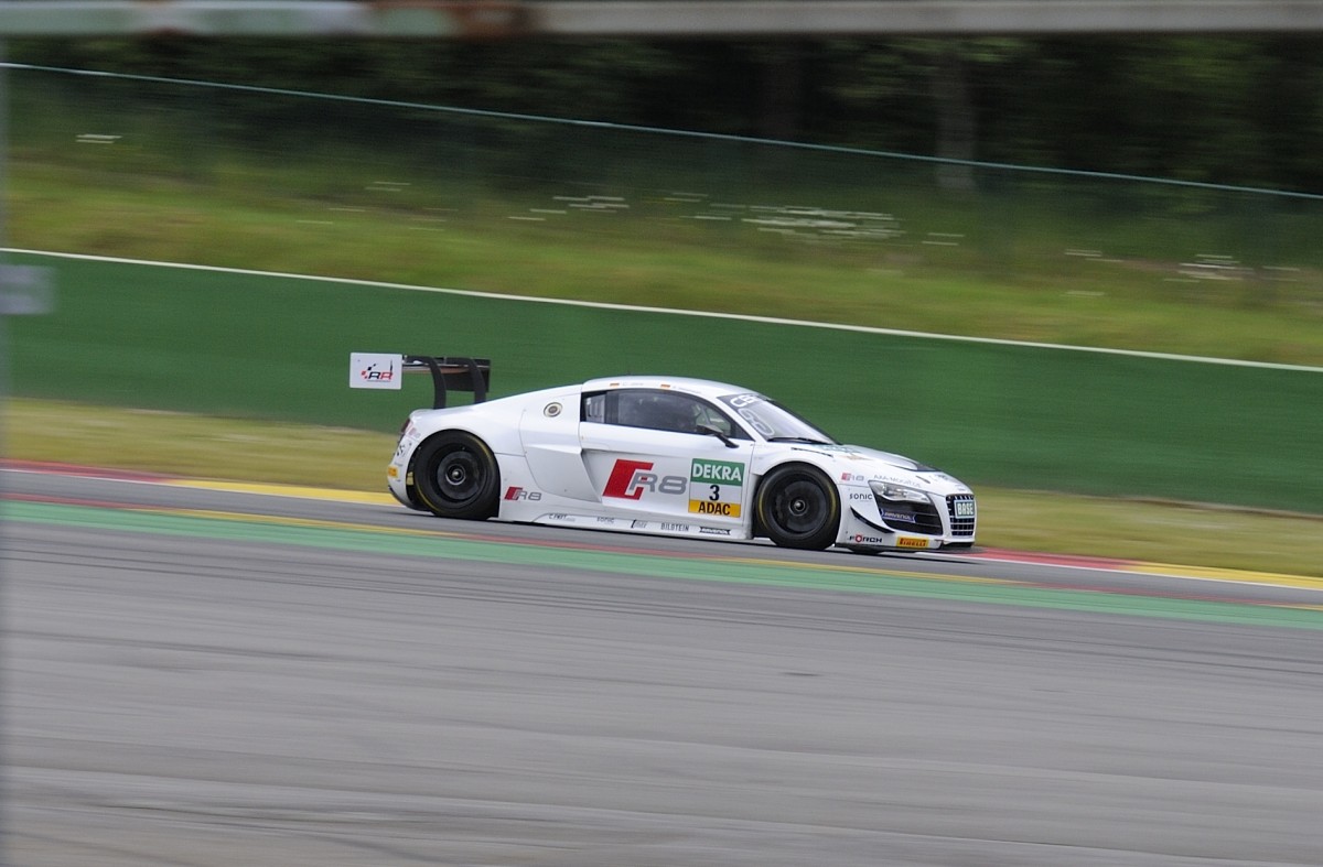 Mitzieher Nr.3 Audi R8 LMS ultra, C. Abt Racing beim ADAC GT Masters 1.Rennen in Spa Francorchamps am 20.6.2015
