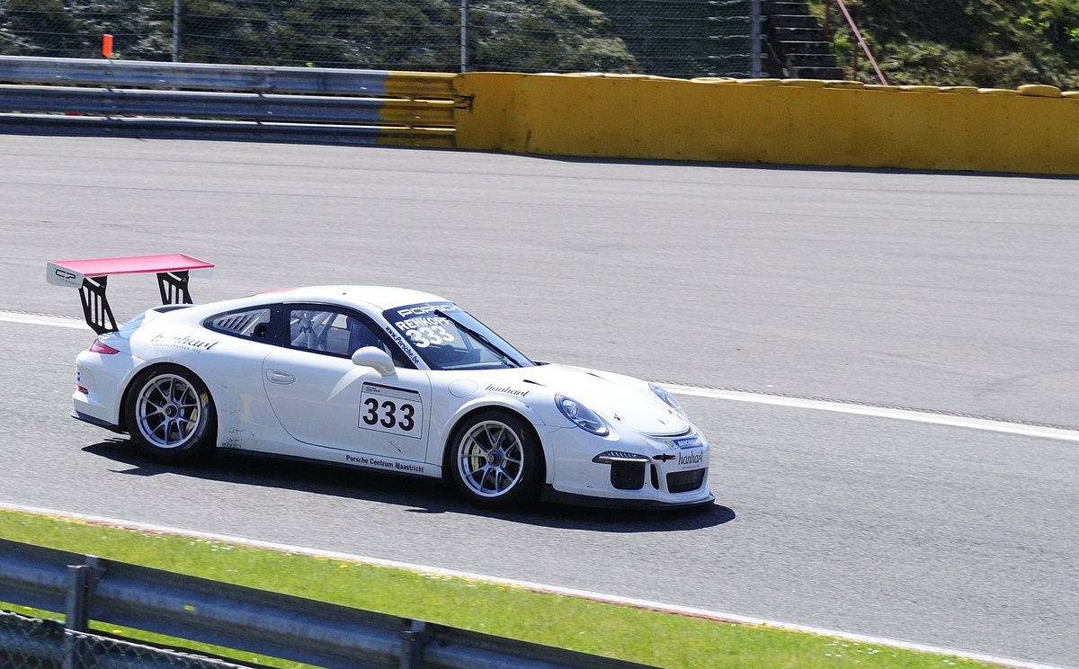 Mitzieher der Nr.333 Stefan REHKOPF, Team Rehkopf Stefan auf Porsche 991 GT3 Cup, Porsche Carrera Cup Benelux, 7.5.2016 in Spa Francorchamps