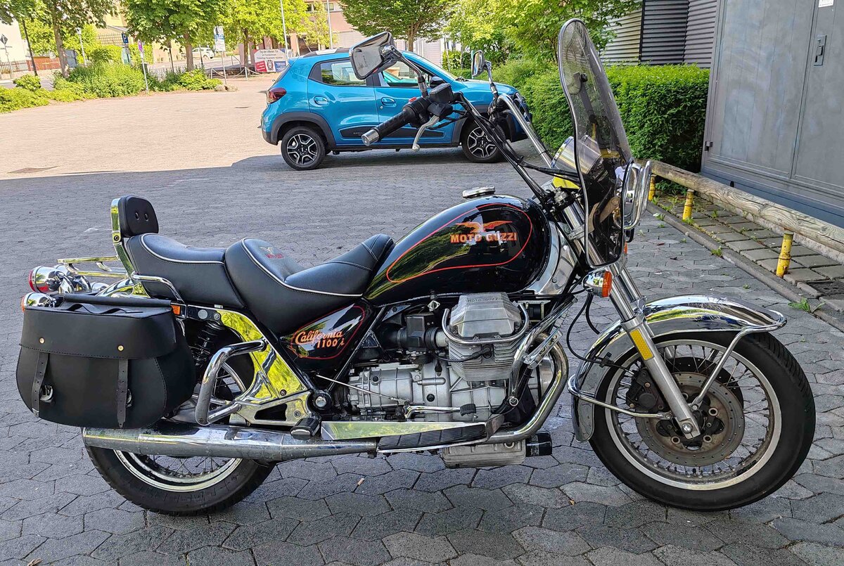 =Moto Guzzi steht im Mai 2026 in H�nfeld