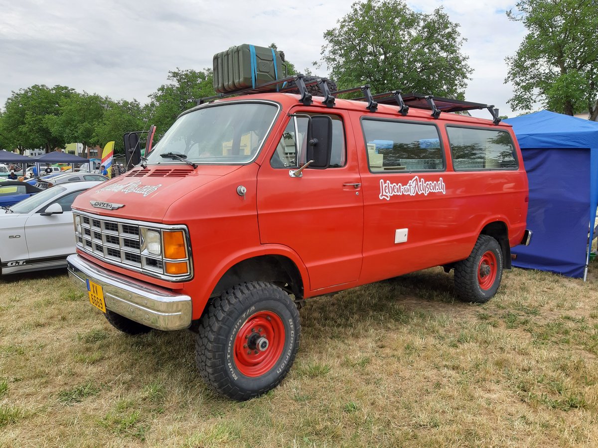 Mowag B 350 (Dodge Ram Van) auf dem US-Car-Treffen in Stadtbredimus (Lux.) am 07.07.2019