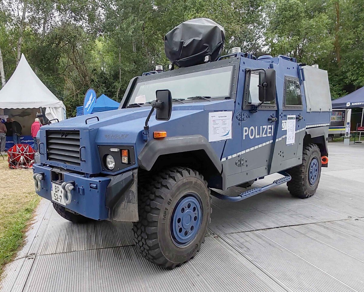 =MOWAG Eagle 4x4, 5 Zyl., 250 PS als Einsatzfahrzeug der Bundespolizei, ausgestellt beim Hessentag in Fulda, 06-2026