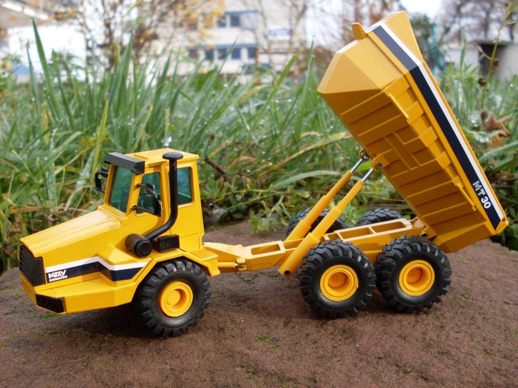 Moxy MT 30 von NZG in 1:50