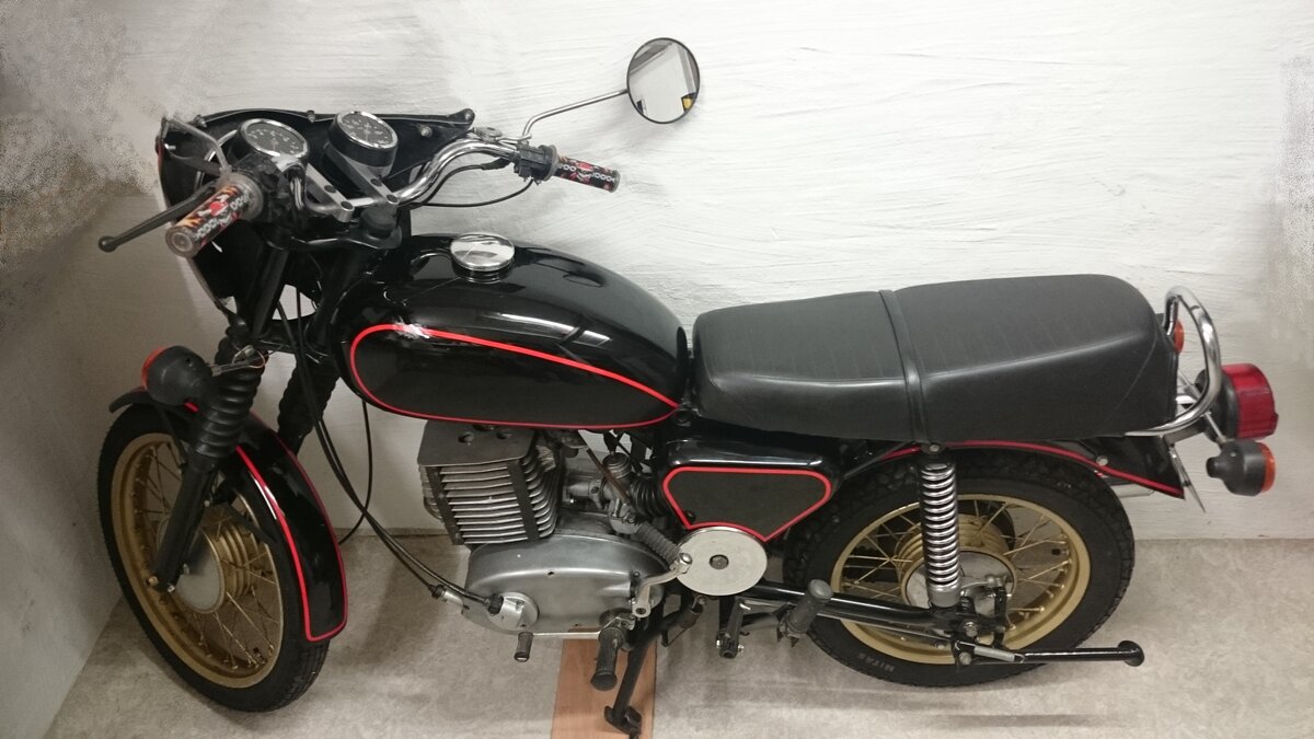 MZ TS 250/1 Baujahr 1980, mit AWO Tank und Kanzel, 5Gang Motor mit 6V Z�ndanlage, 05.04.2026