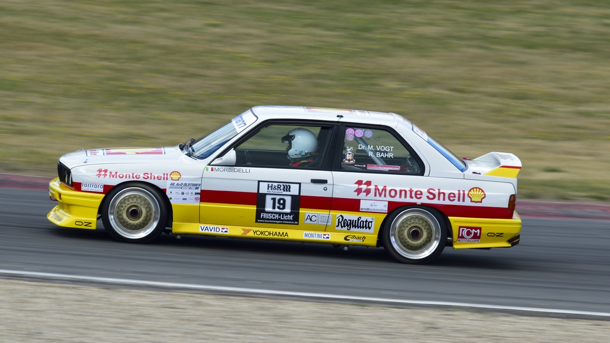Nr.19 BMW E30 M3 DTM Gr.A, 1988, Fahrer: Vogt, Dr. Michael. 46. AvD-Oldtimer-Grand-Prix 2018, Qualifying der Tourenwagen Classics am 11.Aug.2018