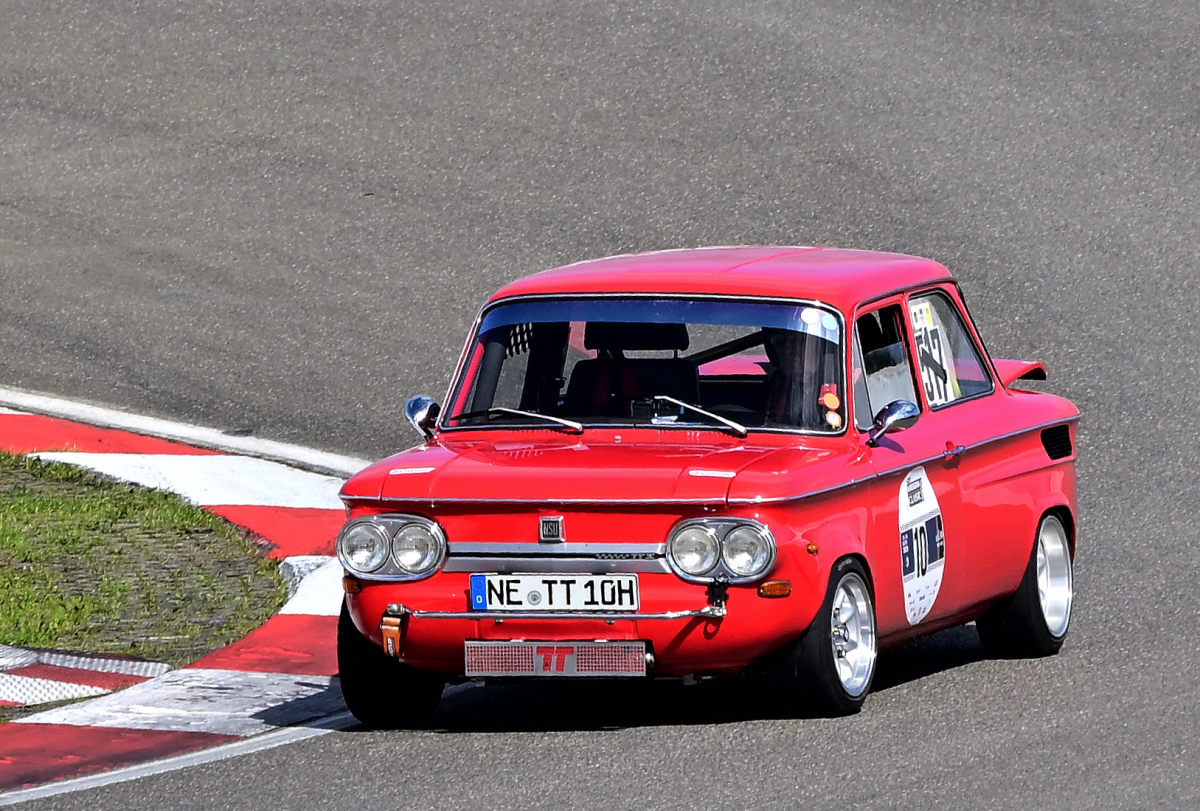  NSU 1200 TT, Bj.:1972, bei den GLP Track Masters am 13.6.2026,  eine sportliche Gleichm��igkeitspr�fung (GLP) f�r Oldtimer und Youngtimer  im Rahmen der N�rburgring Classic. Dabei geht es darum, eine 45-min�tige Fahrzeit mit m�glichst konstanten Rundenzeiten zu absolvieren, anstatt das schnellste Auto zu sein.