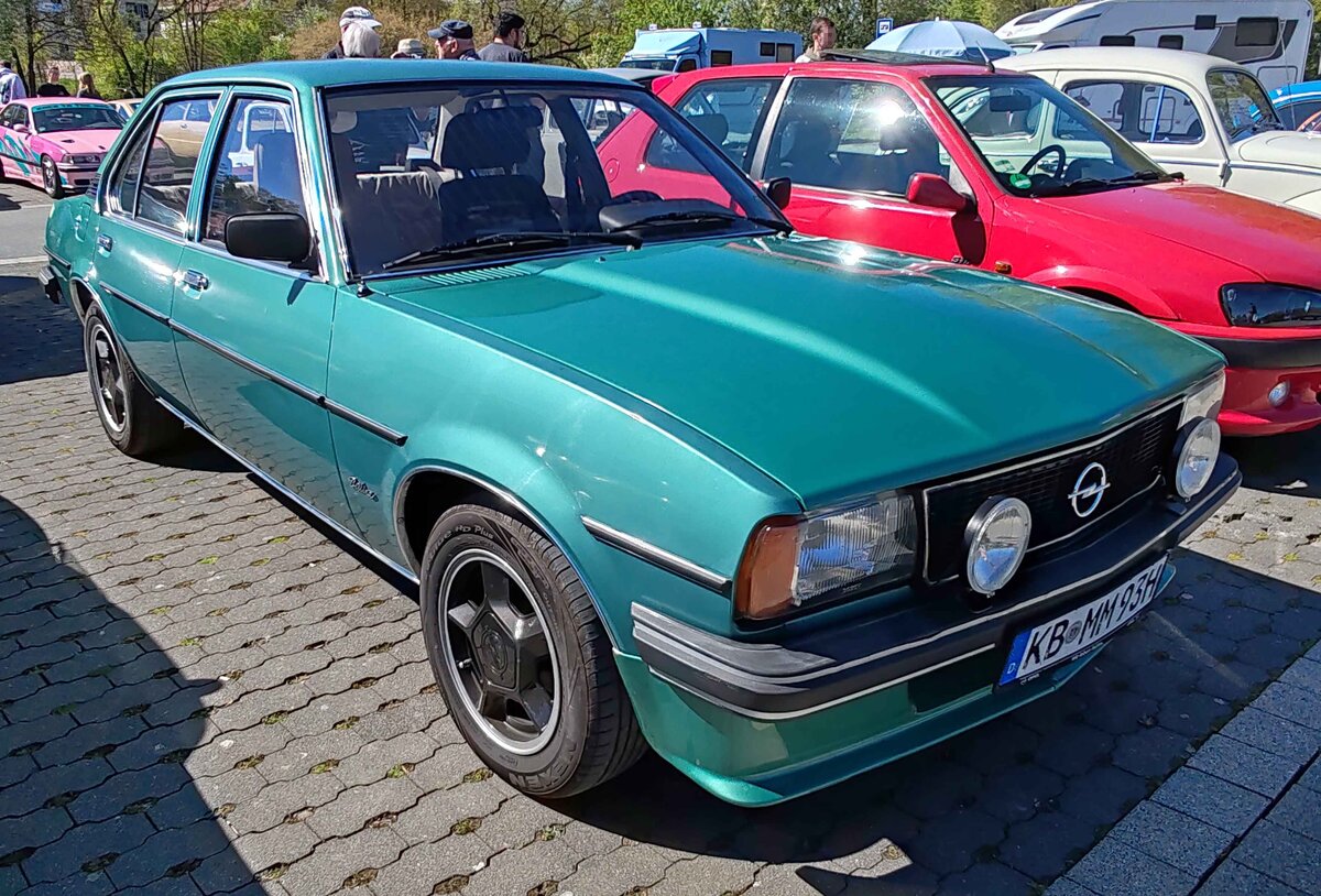 =Opel Ascona, gesehen bei der Oldtimerveranstaltung in Frankenberg, 05-2026