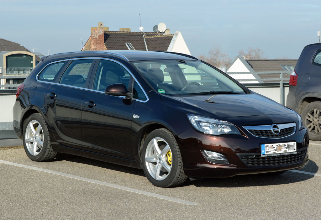 Opel Astra Sportstourer in Euskirchen - 30.01.2014