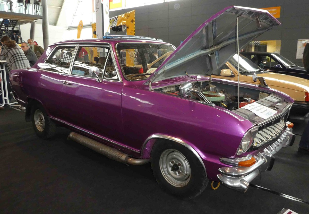 =Opel Kadett B, ausgestellt bei den Retro Classics in Stuttgart, 03-2019