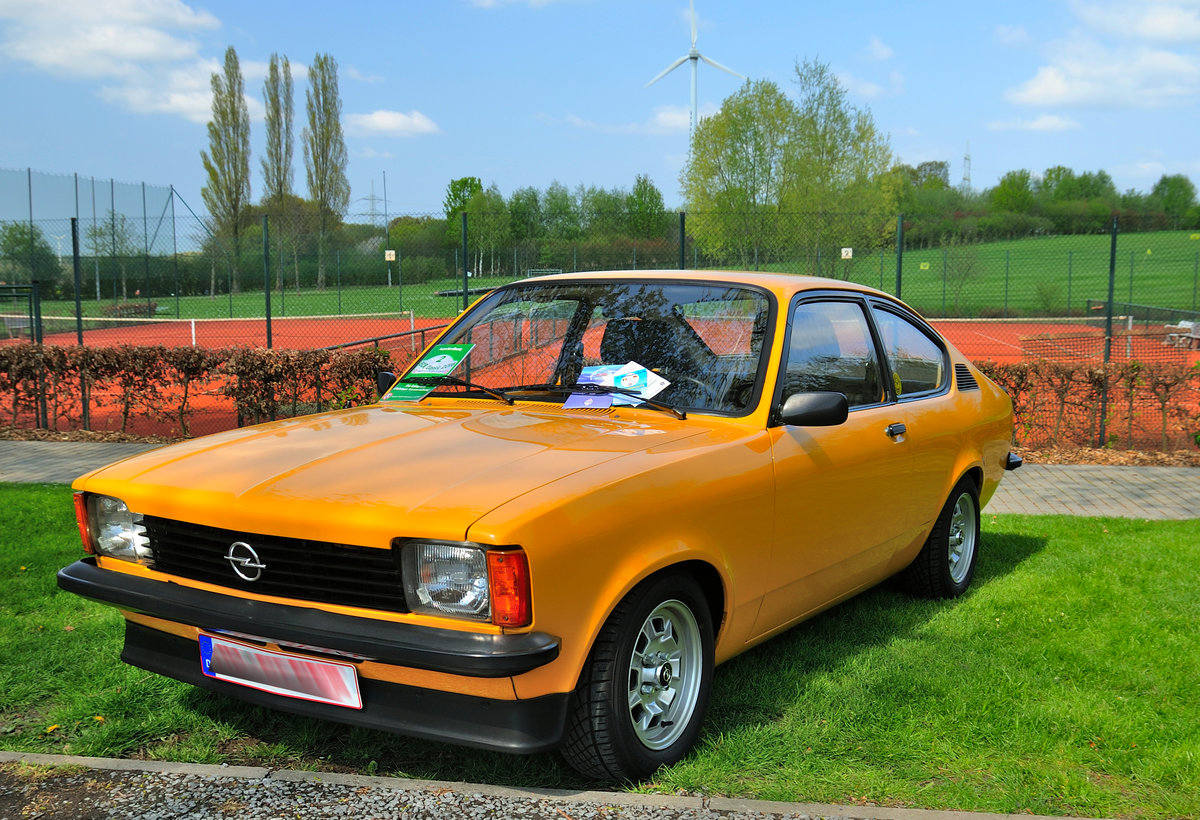 Opel Kadett C, beim Oldtimertreffen der Oldtimer-IG Grenzland am 1.Mai 2016, Loherhof Geilenkirchen