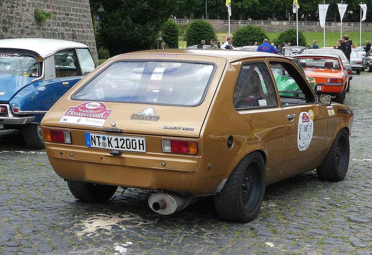 =Opel Kadett City, Bj. 1976, 2400 ccm, 150 PS, unterwegs in Fulda anl. der SACHS-FRANKEN-CLASSIC im Juni 2019