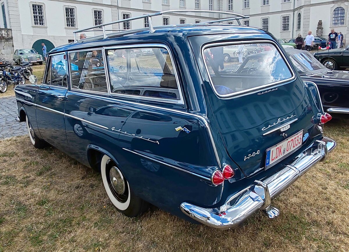=Opel Olympia PII Caravan, Bj. 1960, 1,7 l, 55 PS, ausgestellt bei der Oldtimerausstellung Blech & Barock bei Schloss Fasanerie, 07-2026