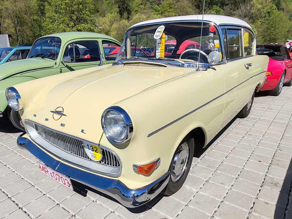 =Opel Olympia Rekord, Bj. 1961, 1488 ccm, 55 PS, gesehen bei der Oldtimerveranstaltung in Frankenberg, 05-2026