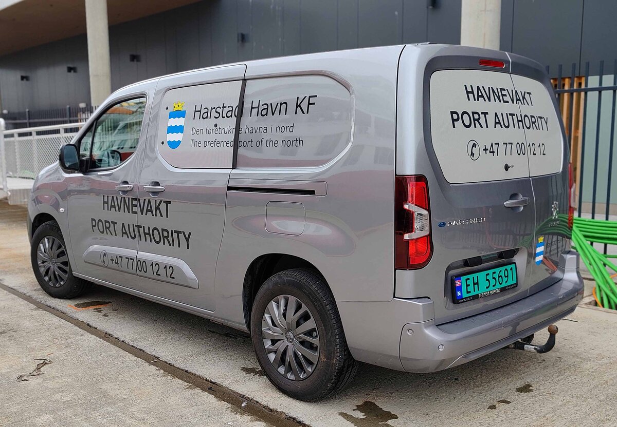 =Peugeot Partner der Hafenverwaltung von HARSTADT/Norwegen im Oktober 2024