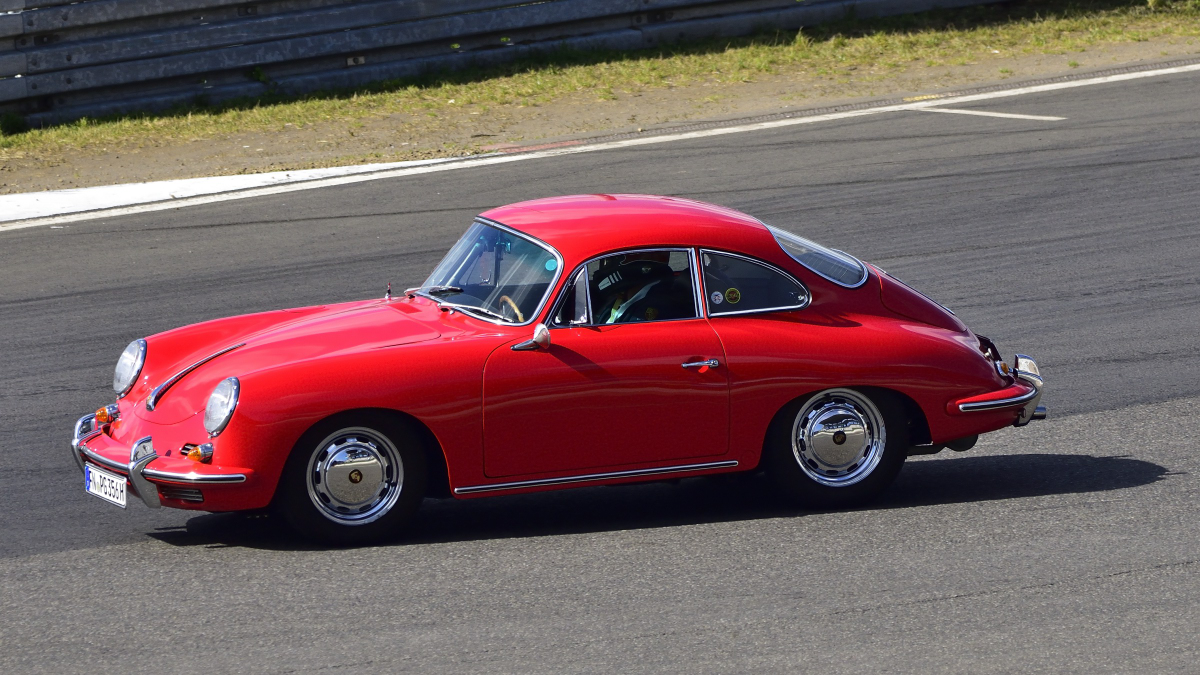 Porsche 356 B , im Rahmen der N�rburgring Classic 2026, fuhren viele 356er  Porsche 356 Club  Deutschland  einige Runden auf dem N�rburgring, . Aufnahme 13.06.2026 
