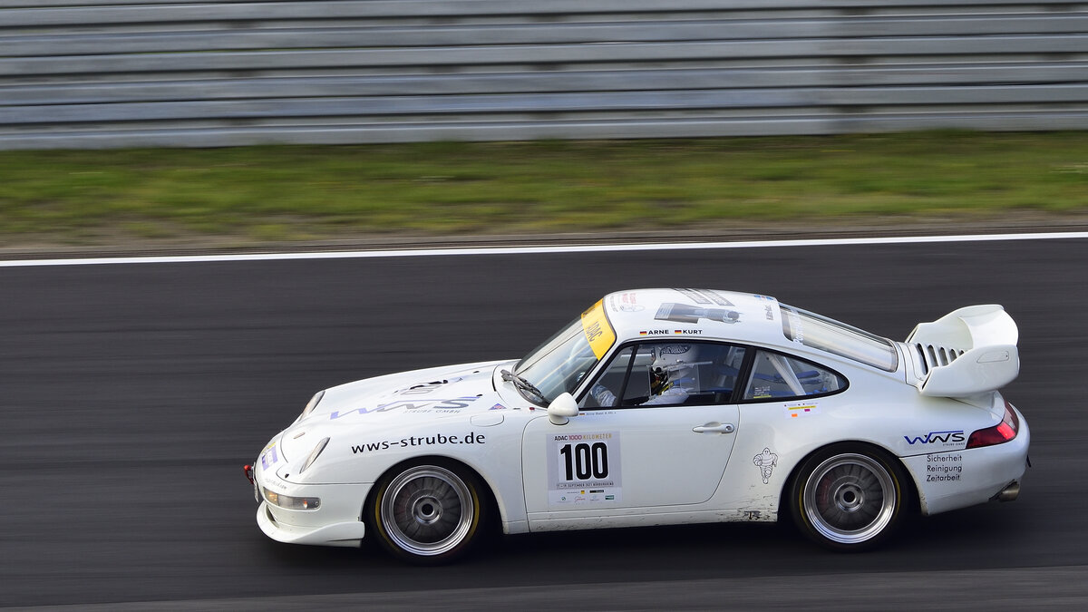 Porsche 911 (993), Nr.100, Fahrer: Bast Arne, DEU und Strube Kurt, DEU , beim ADAC 1000Km Rennen am 17.Sep.2021 auf dem Nürburgring