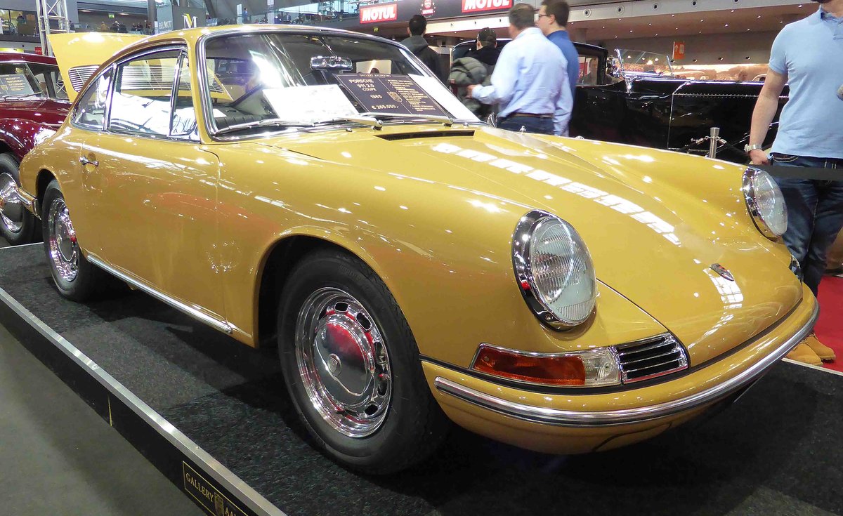 =Porsche 911, Bj. 1965, gesehen bei den Retro Classics in Stuttgart, 03-2019