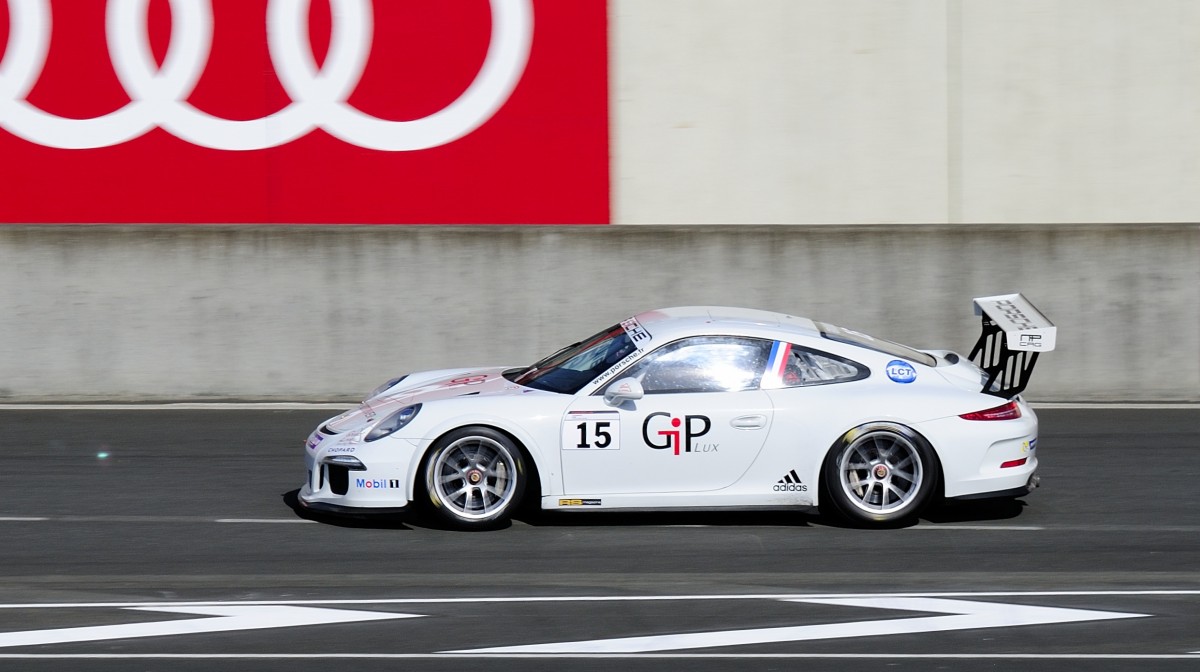 Porsche 911 GT3 Type 991, Trainingsende am 12.6.2014 für die Nr:15 zum Porsche Cup France,Vorrennen der 82. 24h von Le Mans 2014