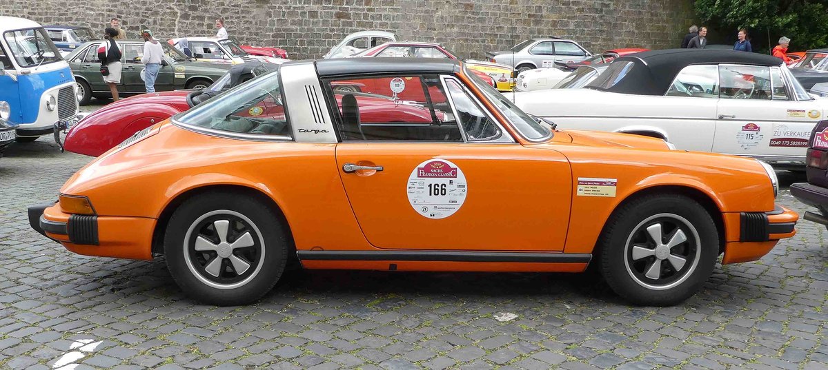 =Porsche 911 Targa, Bj. 1975, 2700 ccm, 150 PS, steht in Fulda anl. der SACHS-FRANKEN-CLASSIC im Juni 2019