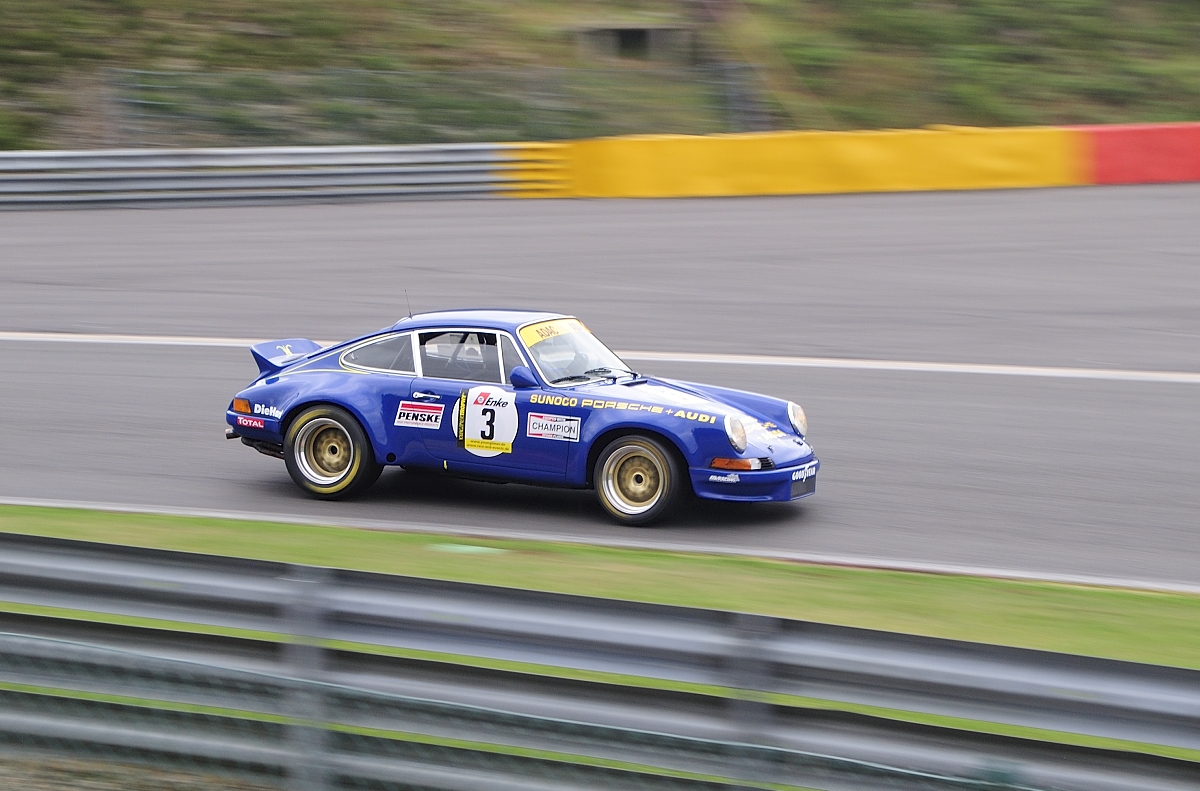 Porsche 911 Turbo, mitgezogen wärend des YT Rennen 2 beim Youngtimer Festival Spa am 19.7.2015
