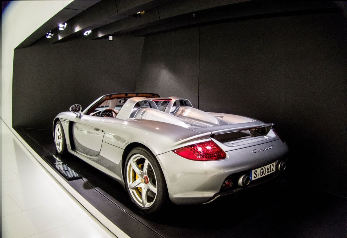 Porsche Carrera GT, Rückansicht. Foto: Porsche Museum am 30.11.2012.