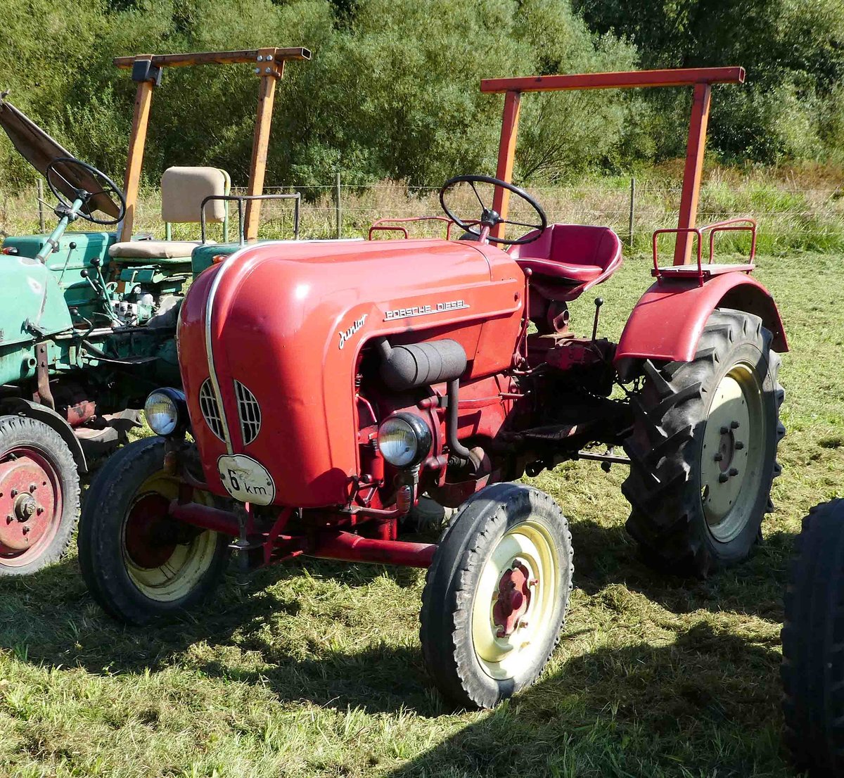 =Porsche Junior, gesehen in 36088 Hünfeld-Michelsrombach im September 2016