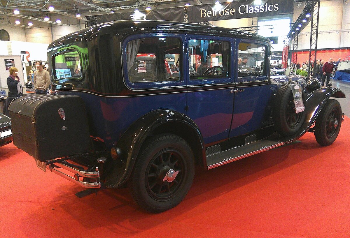 Profilansicht einer Mercedes Benz W08 Typ  Nürburg  460 Pullman-Limousine. Retro Classics in Essen am 09.04.2026.