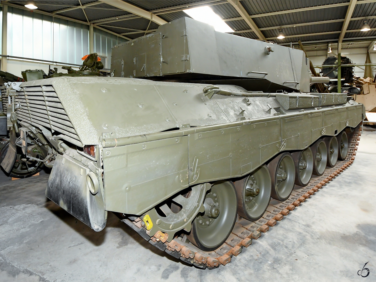Prototyp des Kampfpanzers Leopard 2 Mitte August 2018 in der Wehrtechnischen Studiensammlung Koblenz.