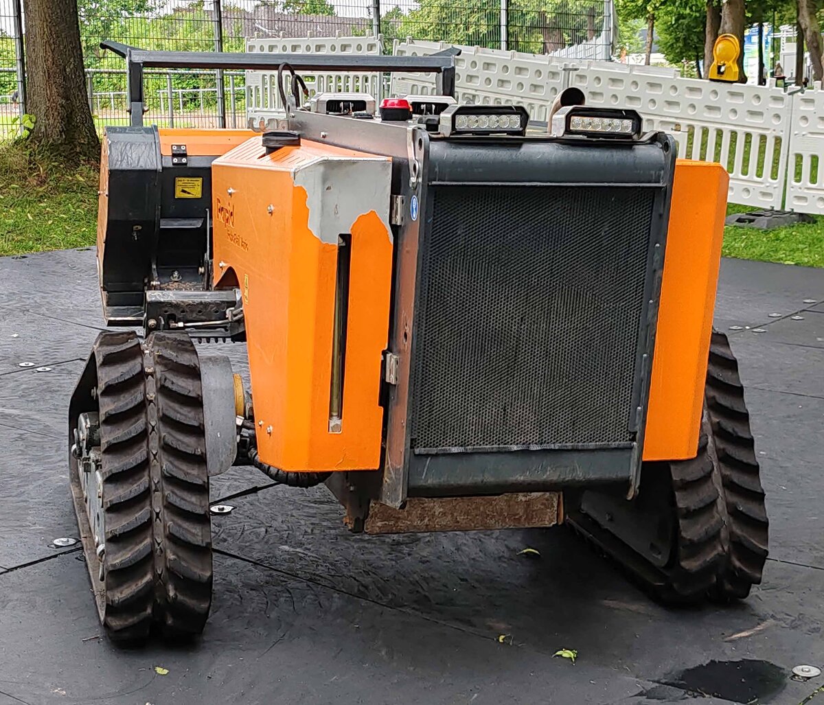 =Rapid RoboFlail Vario-M�hraupe, ausgestellt beim Hessentag in Fulda, 06-2026