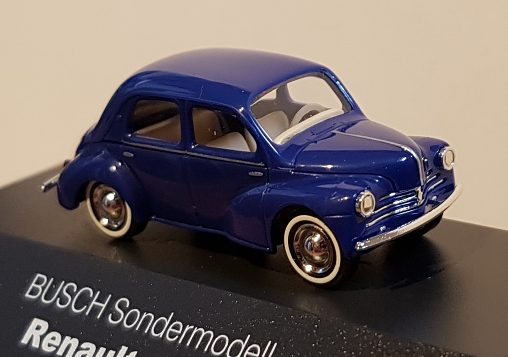 Renault 4 CV blau Busch Sondermodell Spielwarenmesse 2001 