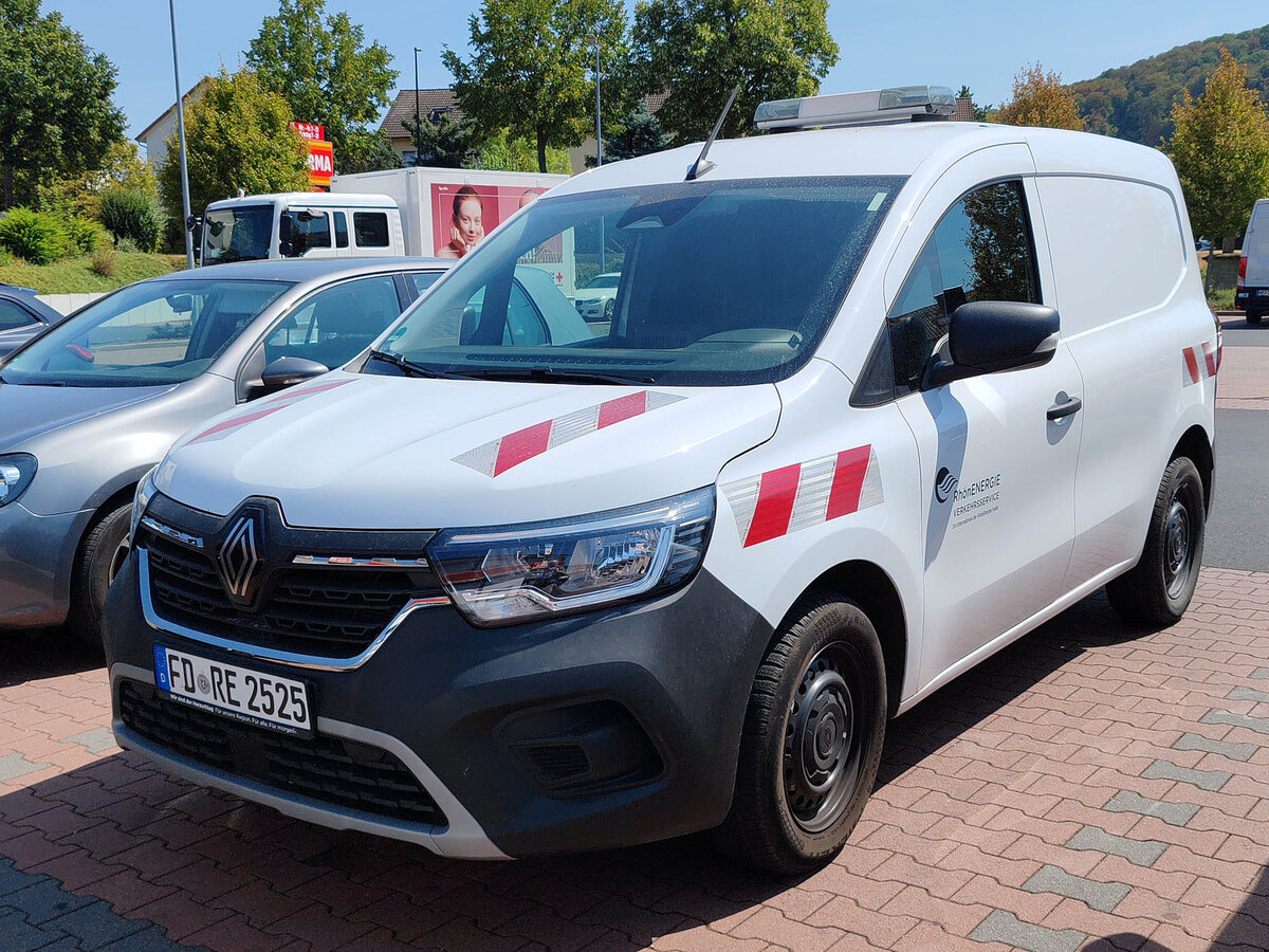 =Renault Kangoo von RHOENENERGIE, gesehen im August 2026 in Fulda