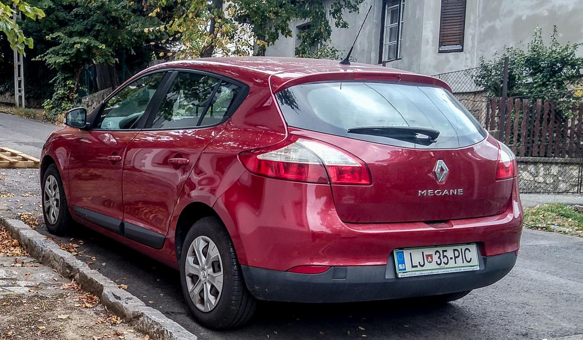 Renault Mégane III Rückansicht, gesehen in Pécs (Ungarn), Oktober, 2019
