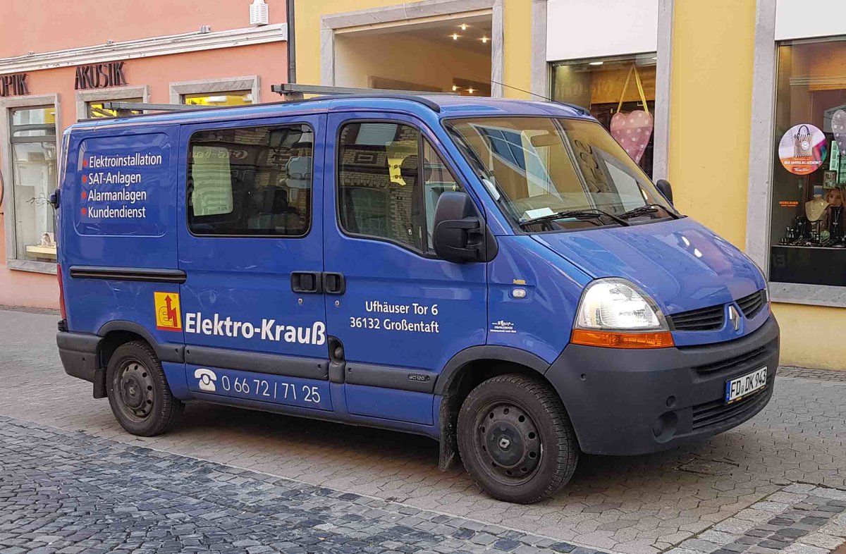 =Renault Master von Elektro-KRAUß steht im April 2019 in Hünfeld