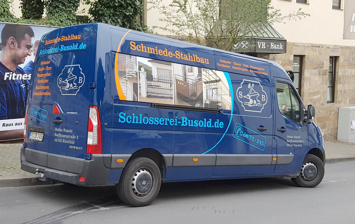 =Renault Master der Schlosserei BUSOLD steht im September 2019 in Hünfeld