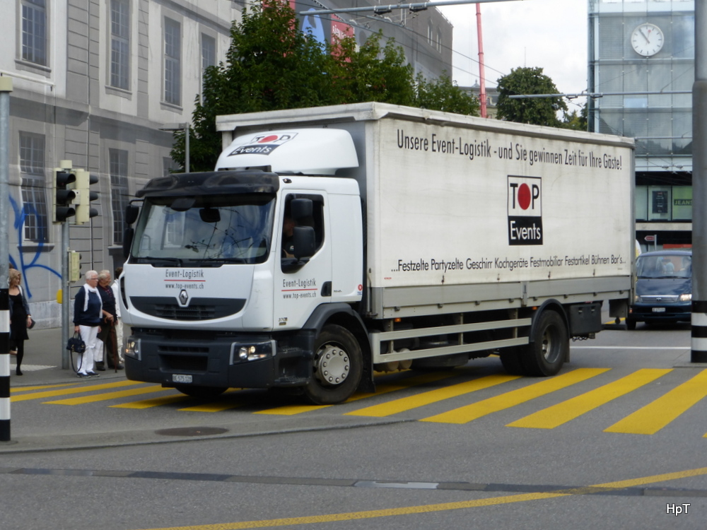 Renault mit Pritschenaufbau unterwegs in der Stadt Bern am 30.08.2014