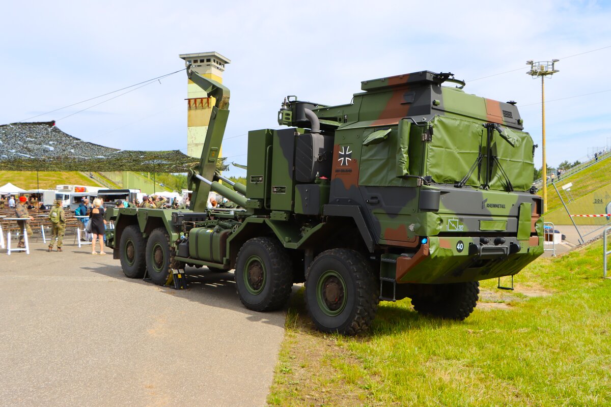 Rheinmetall UTF am 06.06.26 beim Tag der Bundeswehr in Kastellaun 