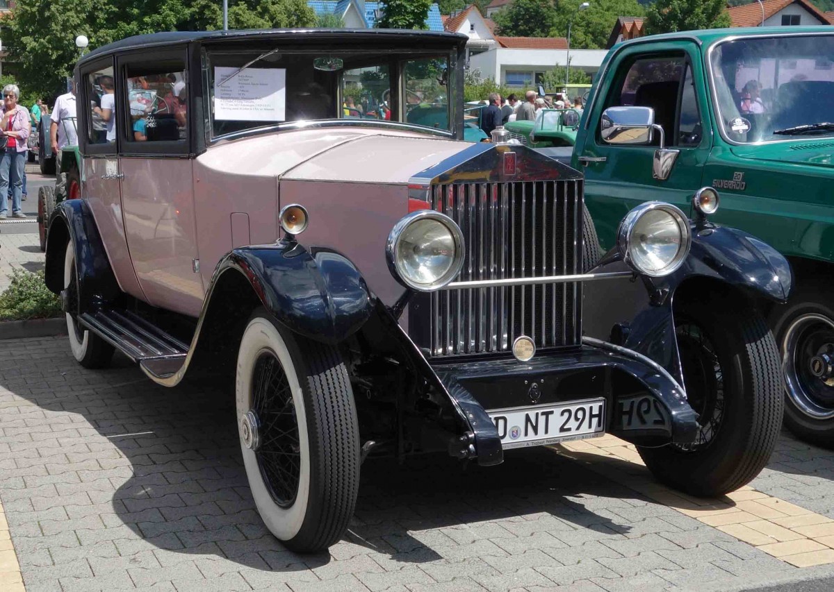 Rolls Royce 20/25 Weymann Sports Saloon, Bj. 1929, gesehen bei der Oldtimerausstellung der  Alten Zylinder  Hilders im Juni 2015