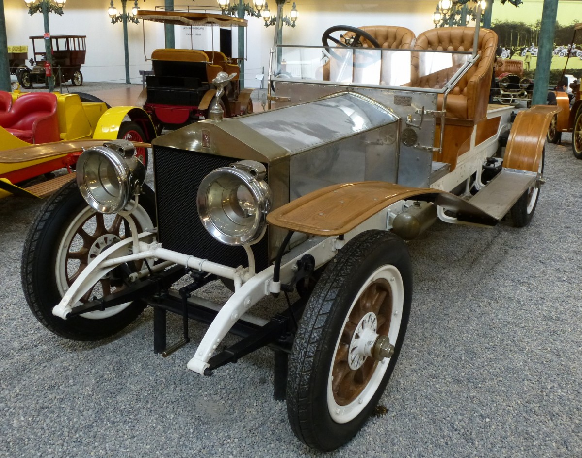 Rolls-Royce Silver Ghost, englischer Oldtimer, Baujahr 1912, 6-Zyl.Motor mit 7428ccm, Vmax.100Km/h, Automobilmuseum Mülhausen, Nov.2013