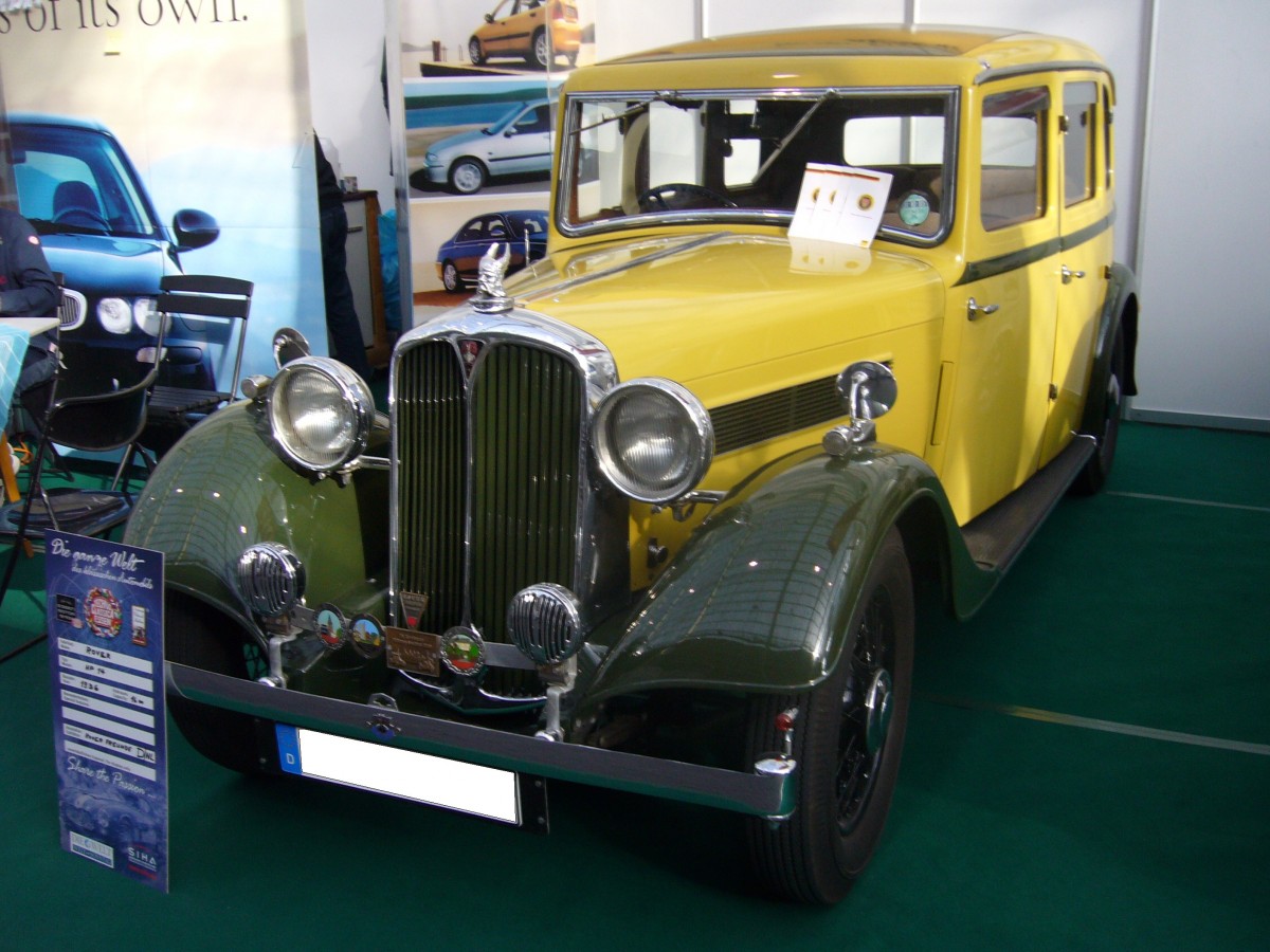 Rover 14 HP. 1933 - 1938. Der 14 HP konnte in vielen Karosserievarianten geordert werden. Der 6-Zylinderreihenmotor leistet 61 PS aus 1.577 cm³ Hubraum. Techno Classica Essen am 30.03.2014.